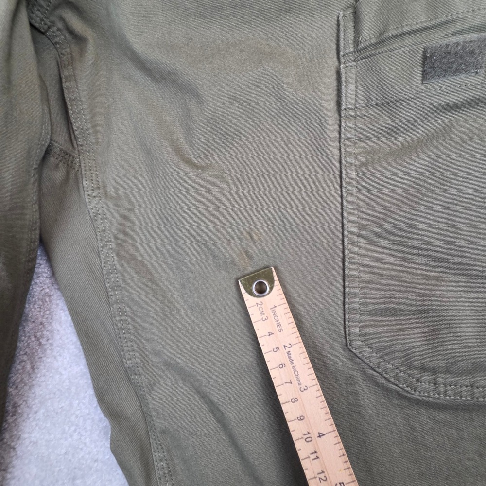 Duluth Trading Co Flex Fire Hose Cargo Pants Mens 48x30 Olive Green Work Utility - Picture 9 of 9
